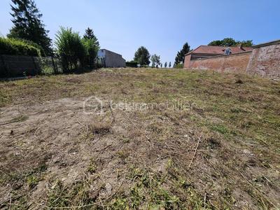 Terrain - 1 100 m²