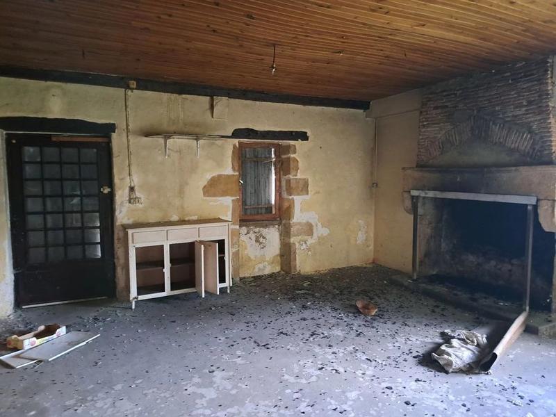 Maison - 250 m² - 4 pièces