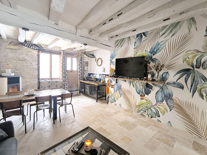 Maison - 96 m² - 5 pièces