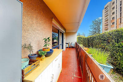 Appartement - 82 m² - 4 pièces