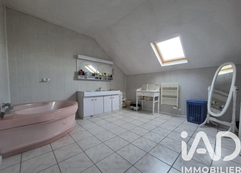Maison - 146 m² - 6 pièces