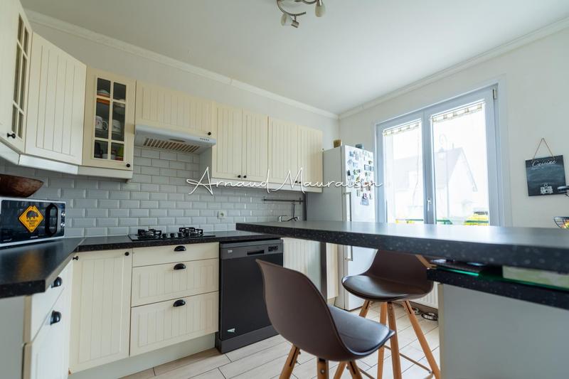 Maison - 142 m² - 6 pièces