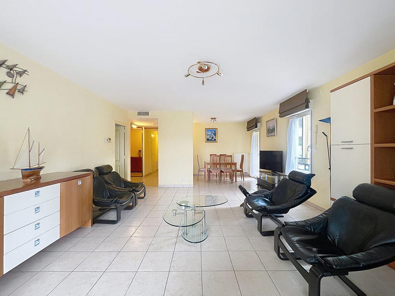 Appartement - 96 m² - 3 pièces