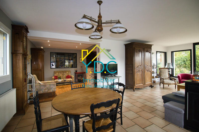 Maison - 162 m² - 8 pièces