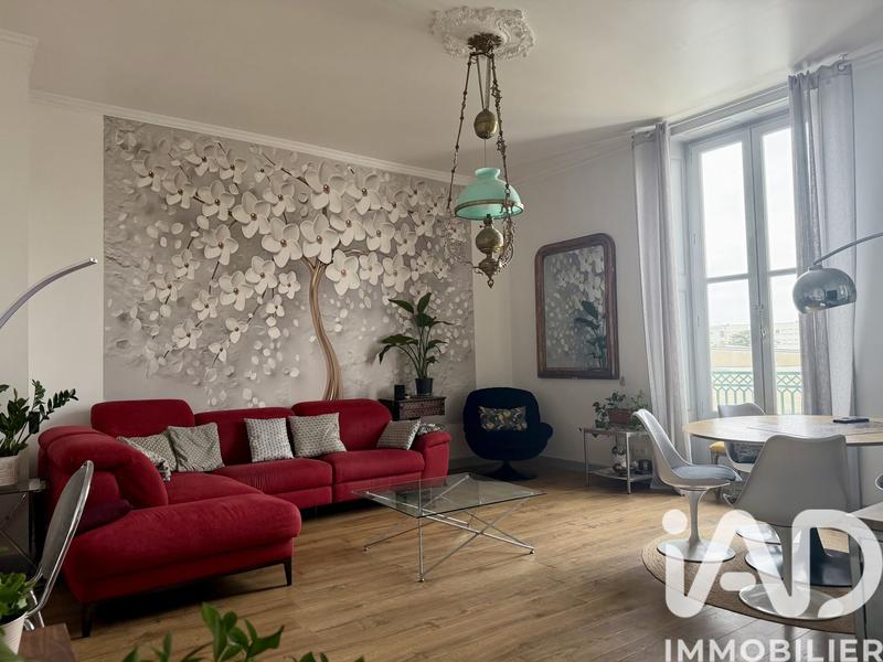 Appartement - 94 m² - 3 pièces