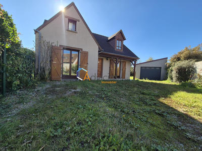 Maison - 93 m² - 4 pièces