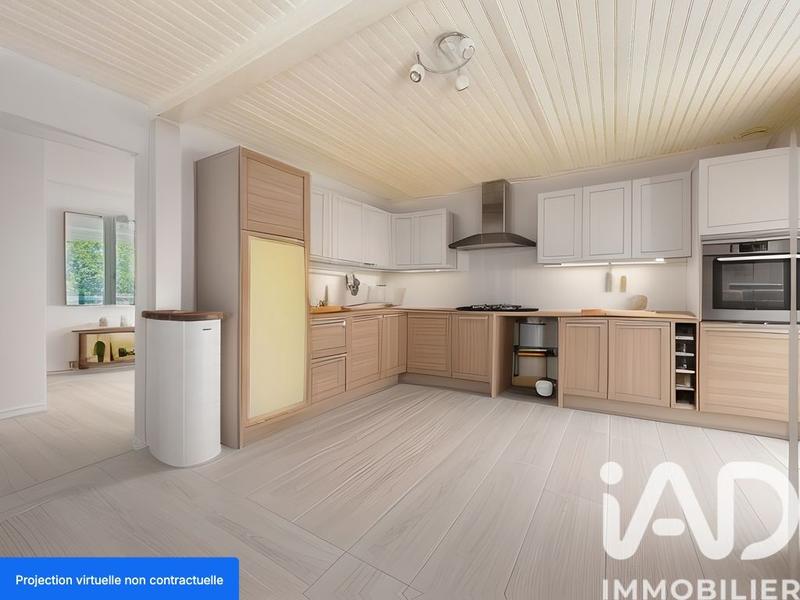 Maison - 95 m² - 5 pièces