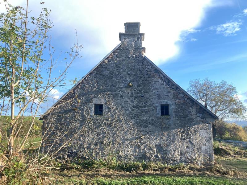 Maison - 140 m² - 1 pièce