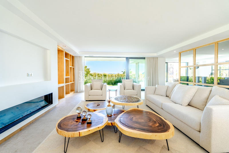 Villa - 370 m² - 6 pièces