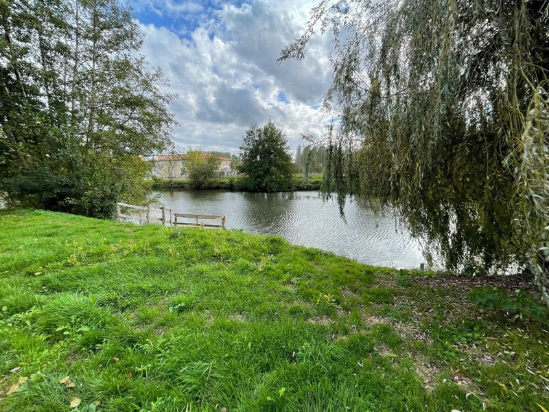 Maison - 267 m² - 8 pièces