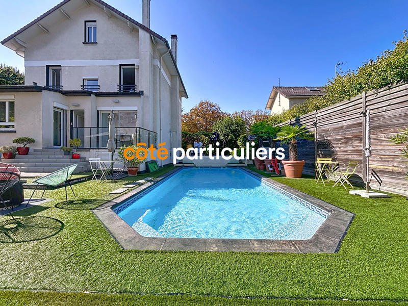 Maison - 191 m² - 6 pièces