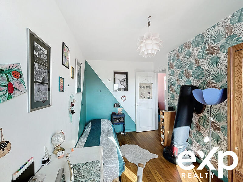 Maison traditionnelle - 116 m² - 6 pièces