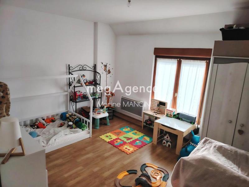 Corps de ferme - 260 m² - 8 pièces