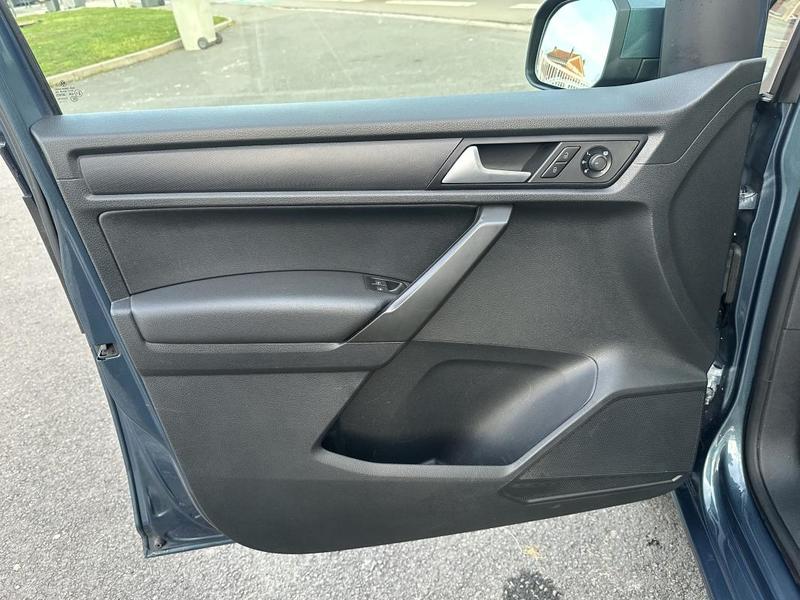 Volkswagen Caddy Maxi Life Highline 1.0 Tsi 100