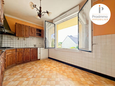 Maison - 94 m² - 5 pièces