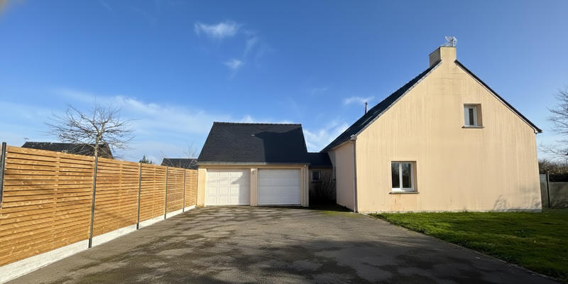 Maison - 110 m² - 4 pièces