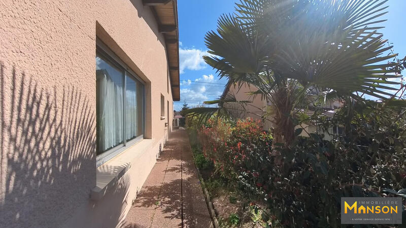 Maison - 143 m² - 5 pièces