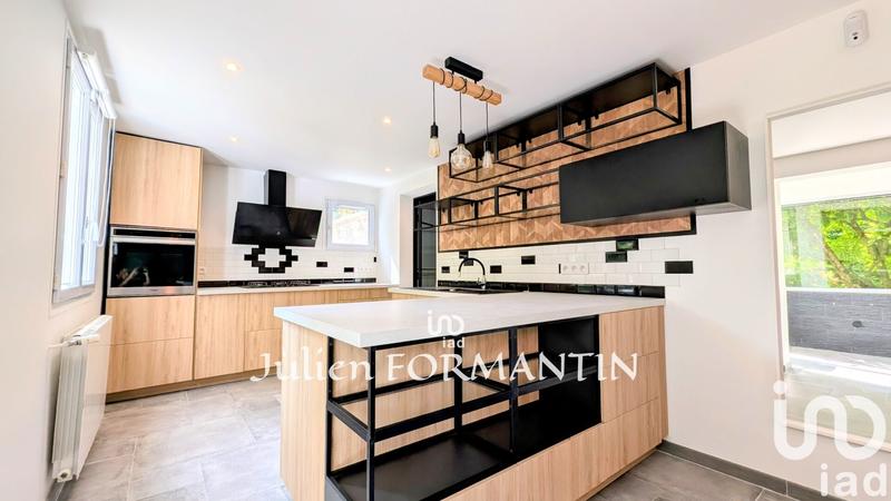 Maison - 110 m² - 5 pièces