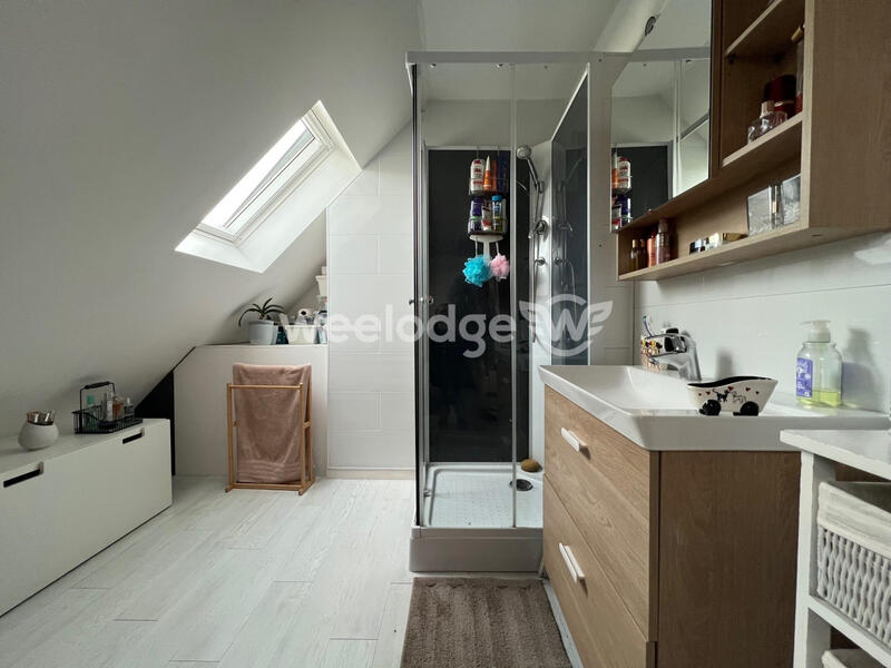 Maison traditionnelle - 96 m² - 5 pièces