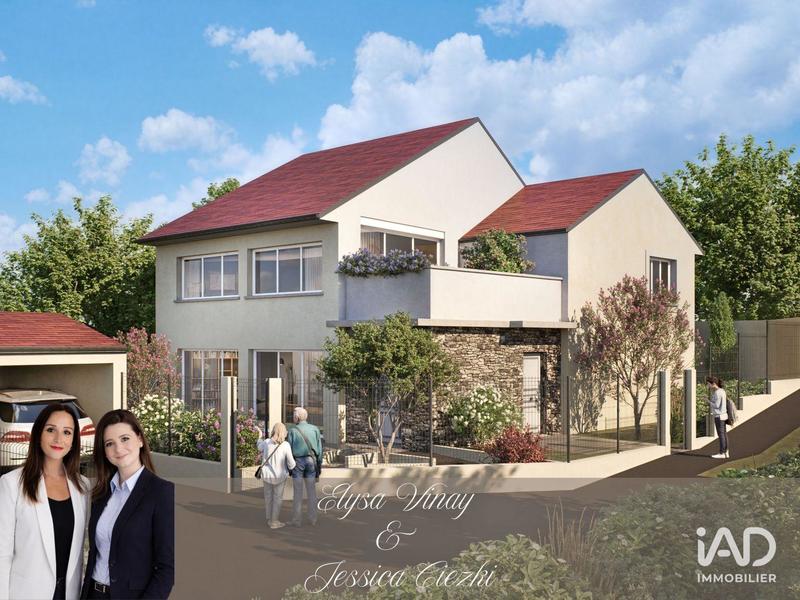 Appartement - 99 m² - 4 pièces