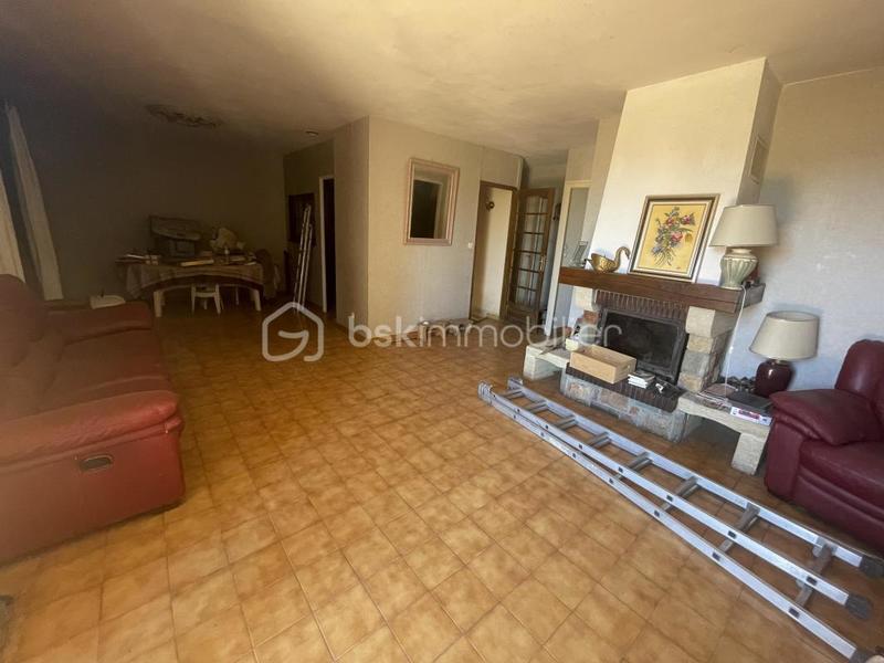 Maison - 140 m² - 5 pièces