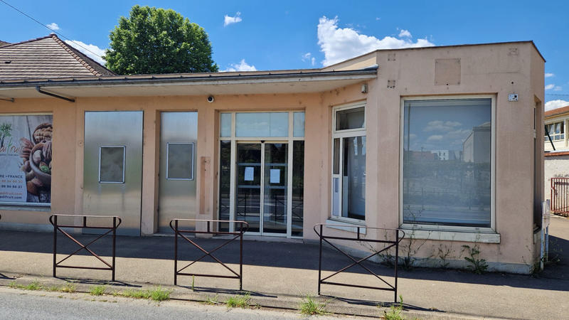 Local d'activité / Entrepôt - 160 m² - 2 pièces