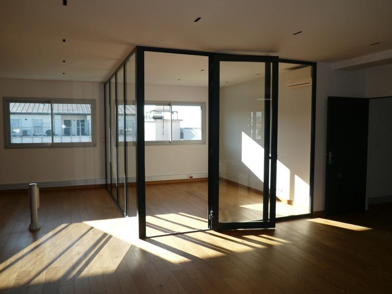 Bureau - 93 m² - 4 pièces