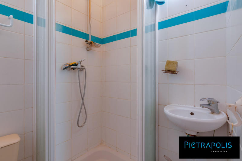 Maison - 186 m² - 7 pièces