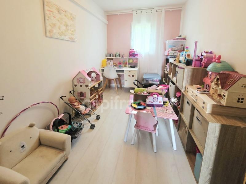 Maison - 190 m² - 6 pièces