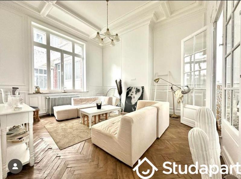 Chambre - 15 m² - 1 pièce