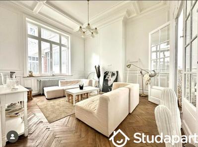 Chambre - 15 m² - 1 pièce