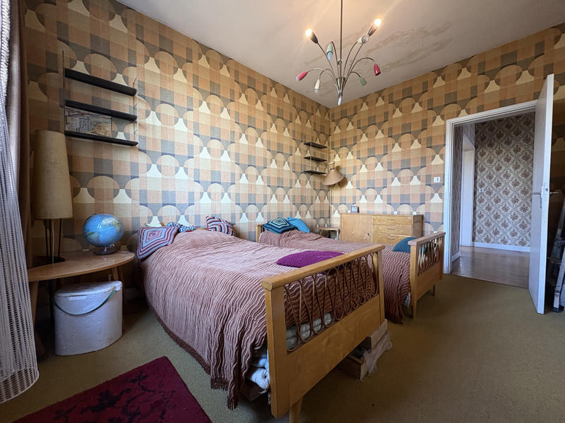 Maison - 140 m² - 6 pièces