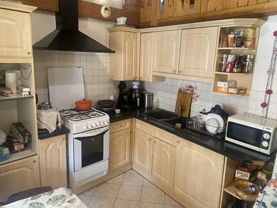 Appartement - 79 m² - 5 pièces