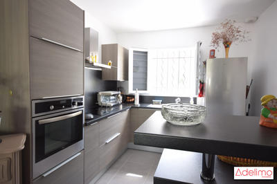 Maison traditionnelle - 85 m² - 4 pièces