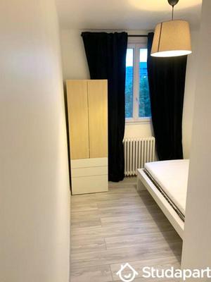 Chambre - 15 m² - 1 pièce