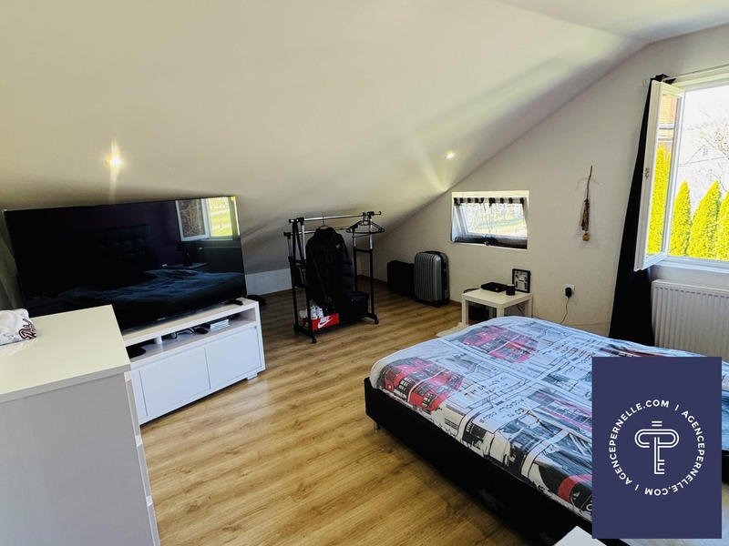 Maison - 173 m² - 7 pièces