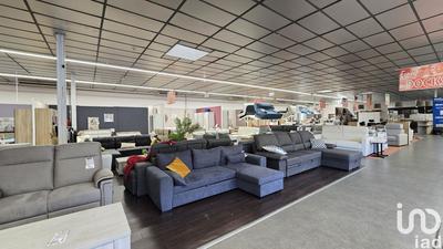 Local commercial - 1 195 m²