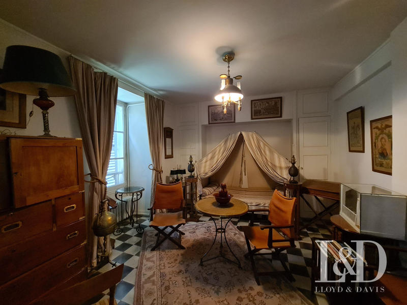 Bastide - 395 m² - 13 pièces