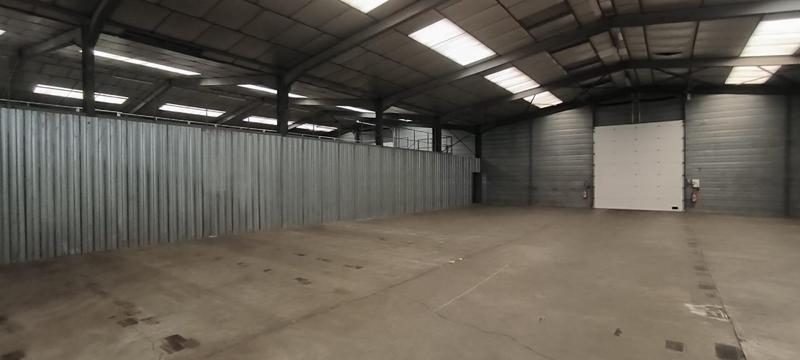 Local commercial - 463 m² - 1 pièce