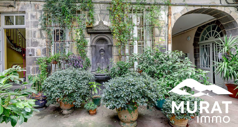 Appartement - 104 m² - 5 pièces