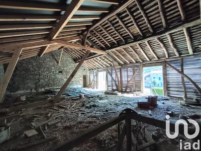 Maison - 202 m² - 7 pièces