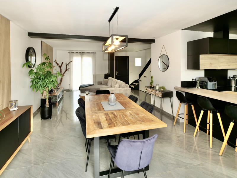 Maison - 128 m² - 6 pièces