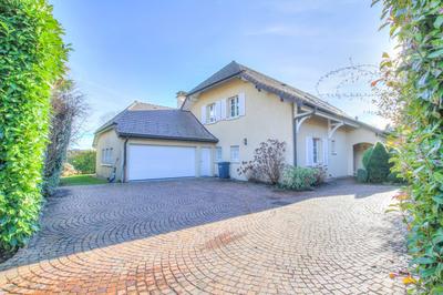 Villa - 240 m² - 7 pièces