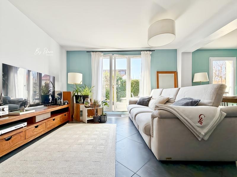 Maison - 120 m² - 6 pièces