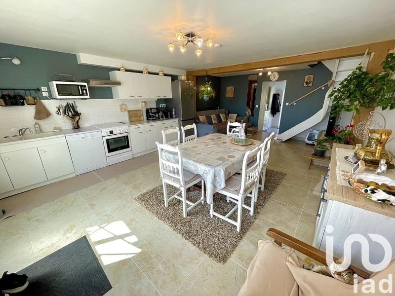 Maison de village - 198 m² - 9 pièces