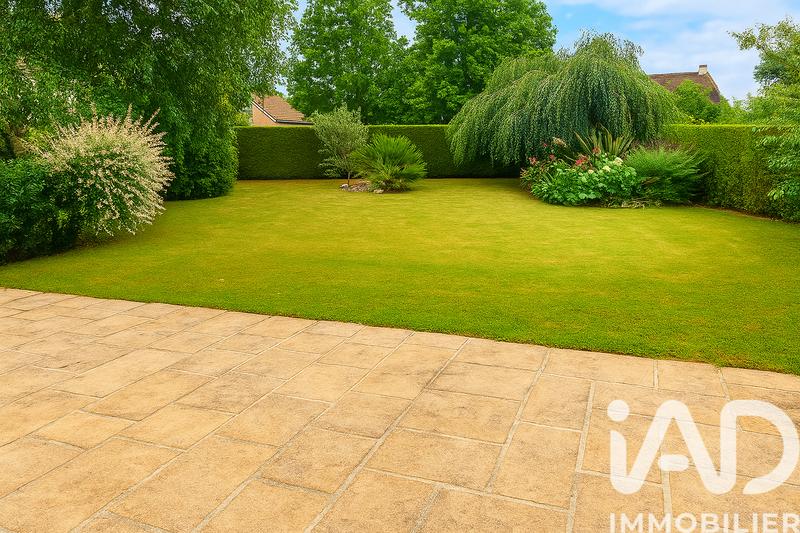 Maison - 189 m² - 8 pièces