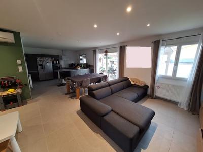 Maison - 97 m² - 4 pièces