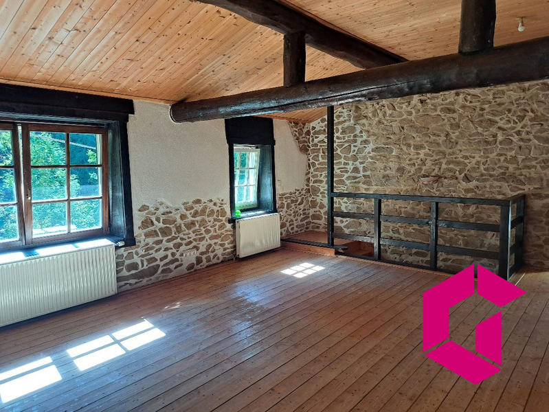 Maison - 283 m² - 15 pièces