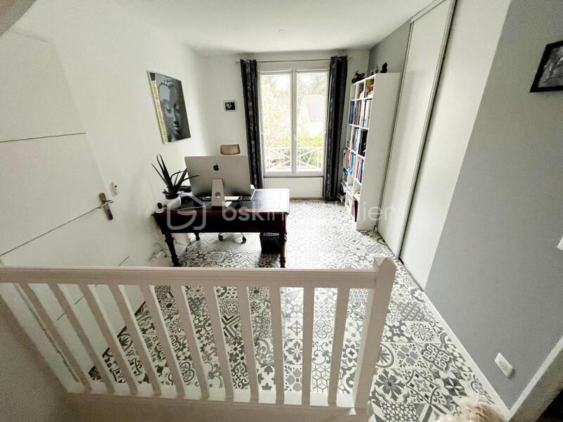 Maison - 110 m² - 7 pièces