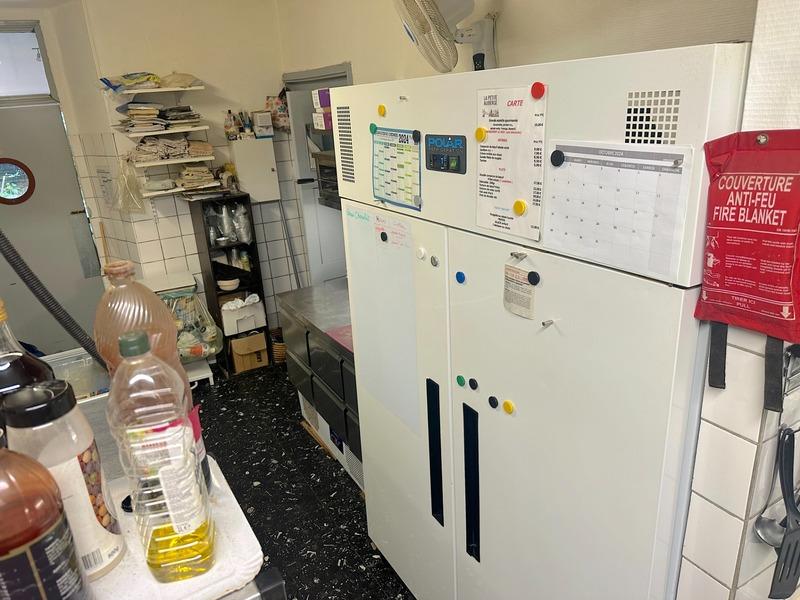 Fonds de commerce - 300 m²